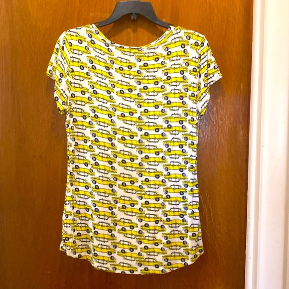 3/$15. Women’s.yellow taxi top size L - Picture 2 of 6
